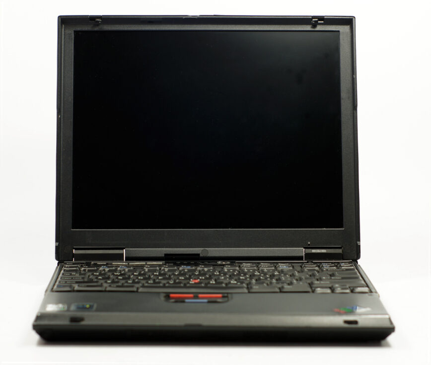 ThinkPads are known for their minimalist, black design which was initially modelled in 1990 by industrial designer Richard Sapper. ThinkPads are known for their minimalist, black design which was initially modelled in 1990 by industrial designer Richard Sapper.